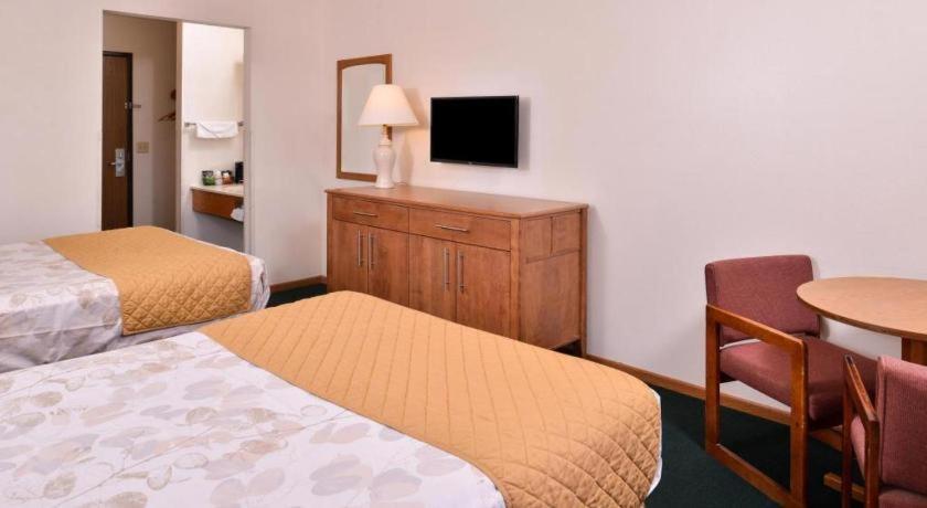 Americas Best Value Inn Missouri Valley Exterior foto